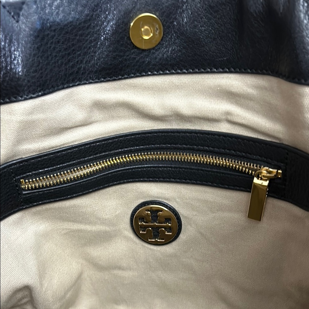 Tory Burch Black and Tan Tote Bag - Picture 9 of 16